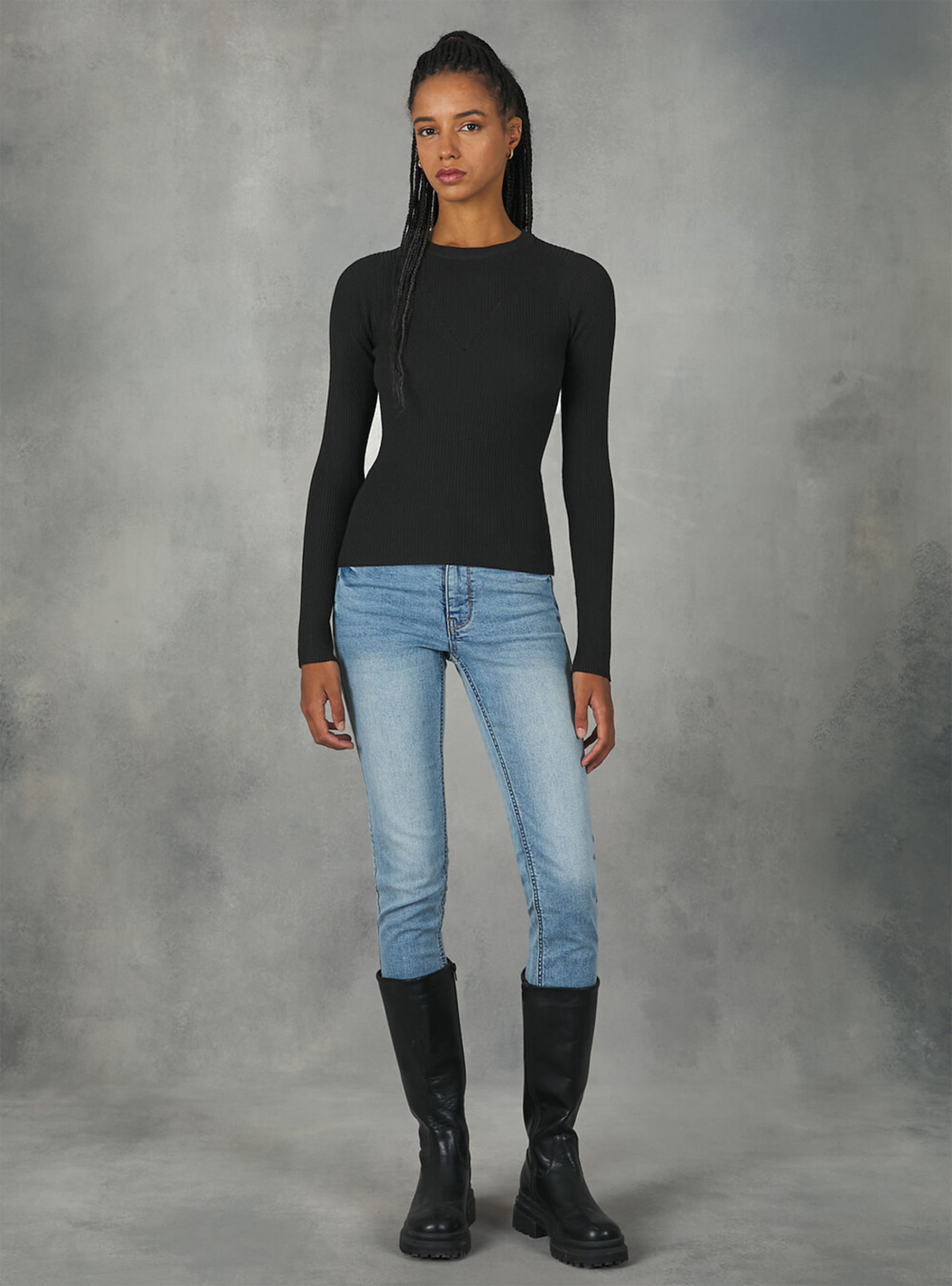 Alcott Bk1 Black Frauen Pullover With V Motif Strickwaren Verkauf – 2