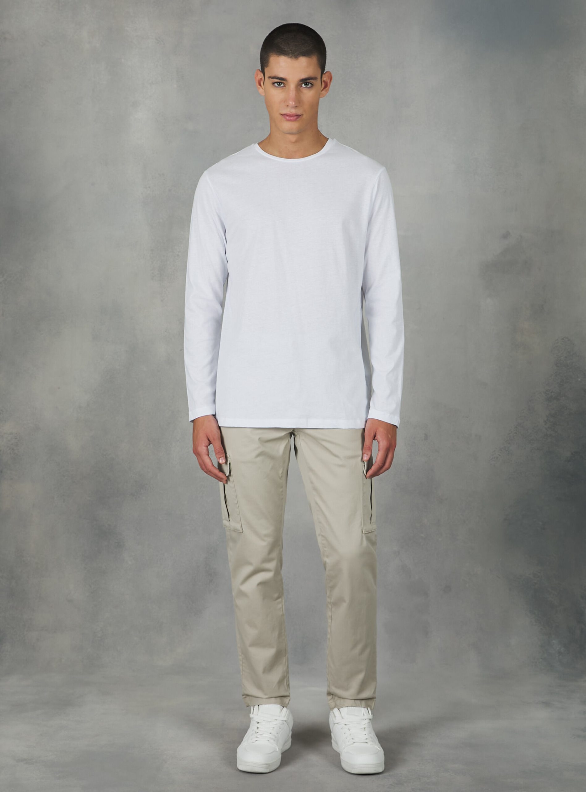Alcott Männer Long-Sleeved Cotton T-Shirt Wh2 White Pflegeleicht T-Shirts – 2
