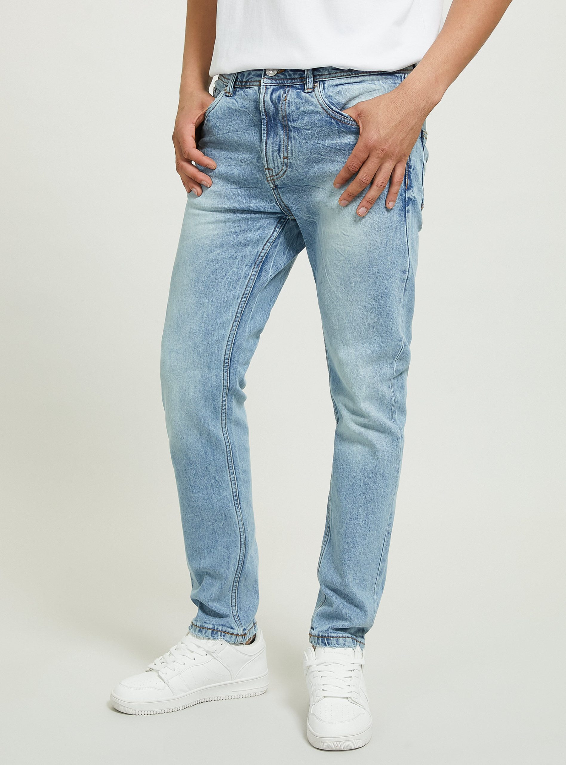 Alcott Männer Slim Fit Baumwolljeans Jeans D004 Medium Light Blue Sonderrabatt – 1