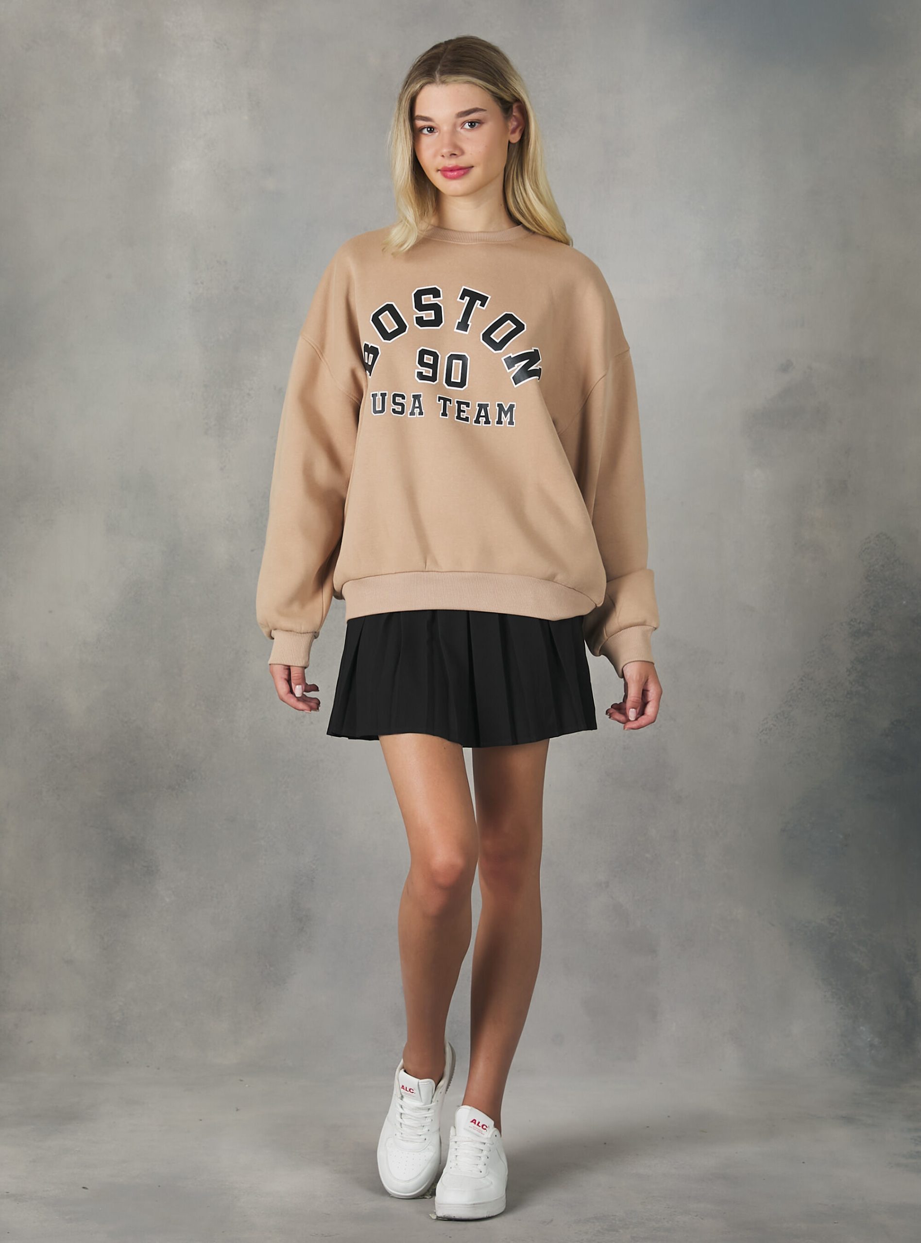 Alcott Standard Frauen Bg2 Beige Medium Crewneck College Comfort Fit Sweatshirt Sweatshirts – 1