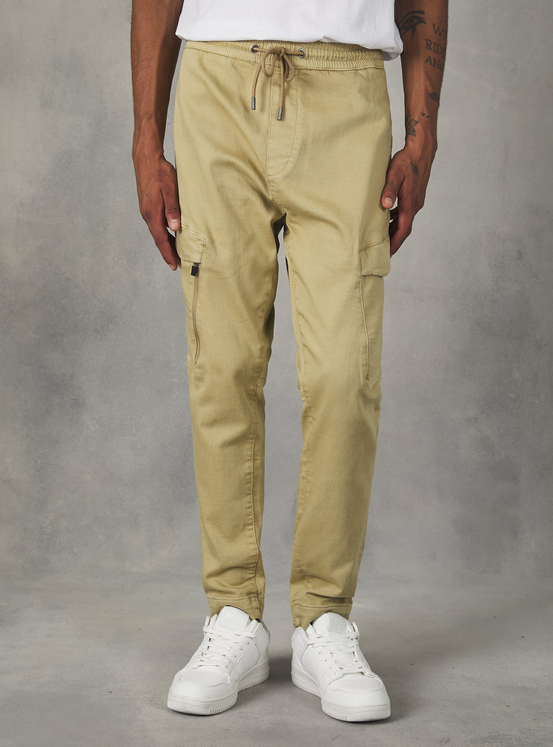 Alcott Tb3 Tobacco Light Männer Jogger Trousers With Large Pockets Hosen Exportieren – 2