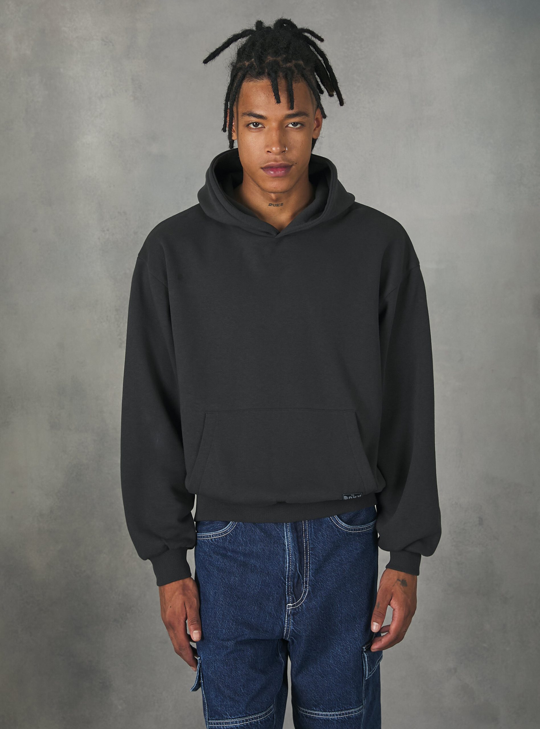 Bk3 Black Charcoal Boxy Fit Sweatshirt Mit Kapuze Alcott Männer Sweatshirts Norm – 2