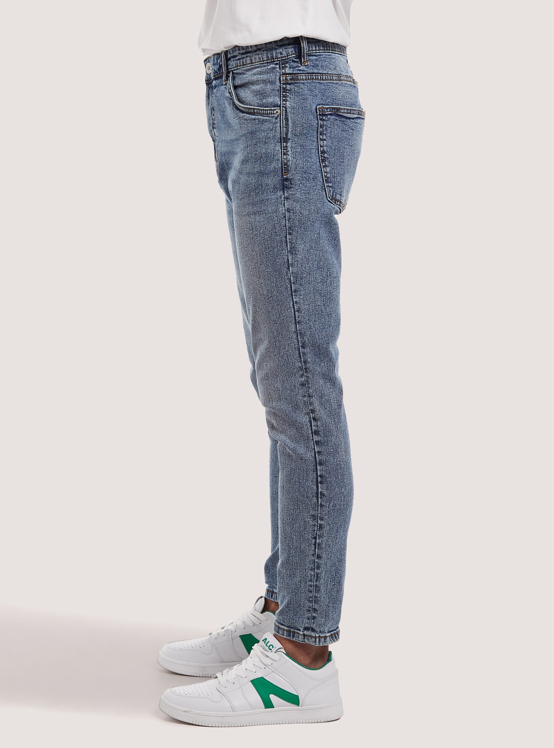 D006 Azure Stretch Denim Carrot Fit Jeans Jeans Günstig Alcott Männer – 2