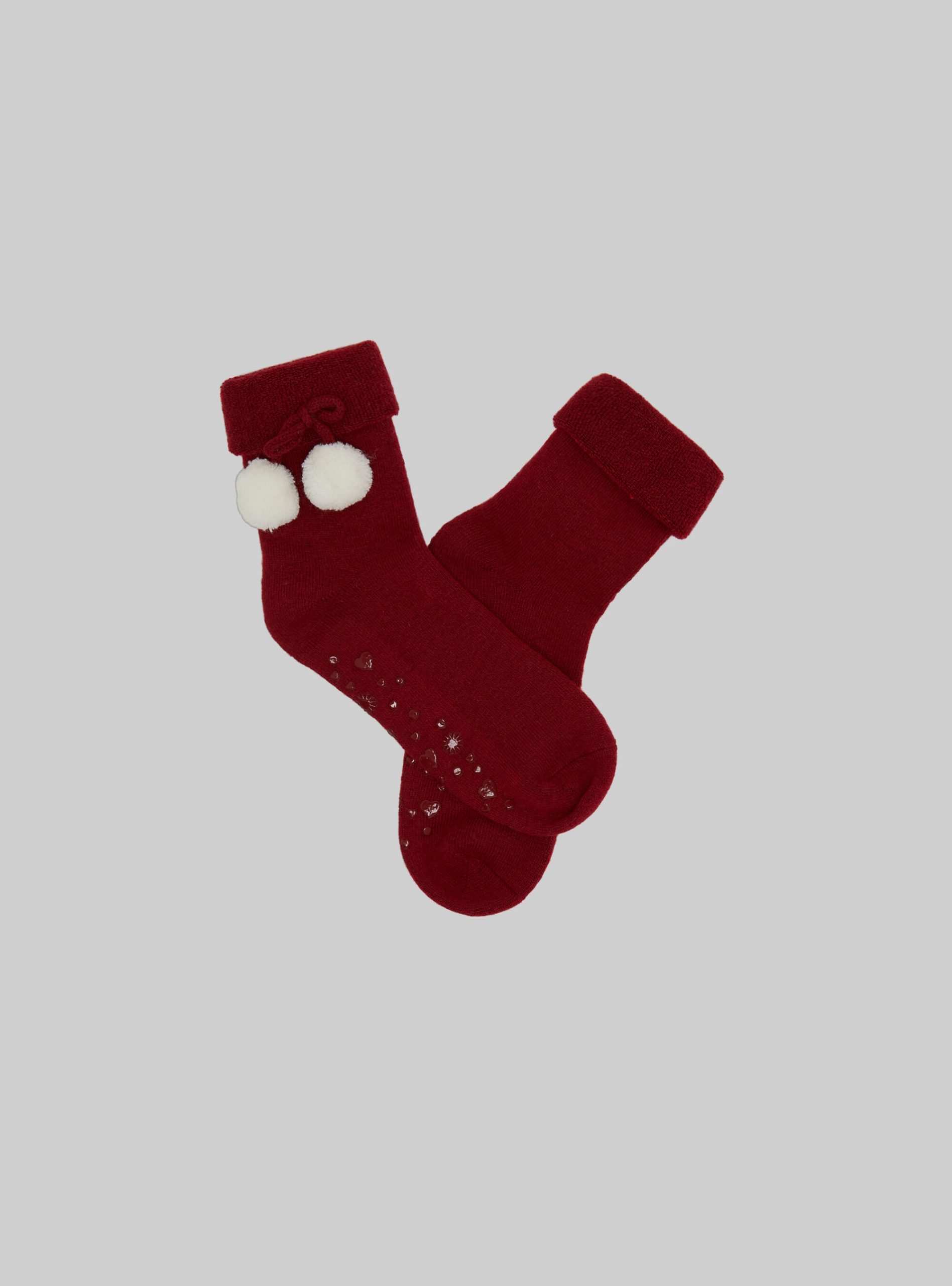 Frauen Alcott Speichern Rd2 Red Medium Slip-On Socks With Pom-Poms Socken – 2