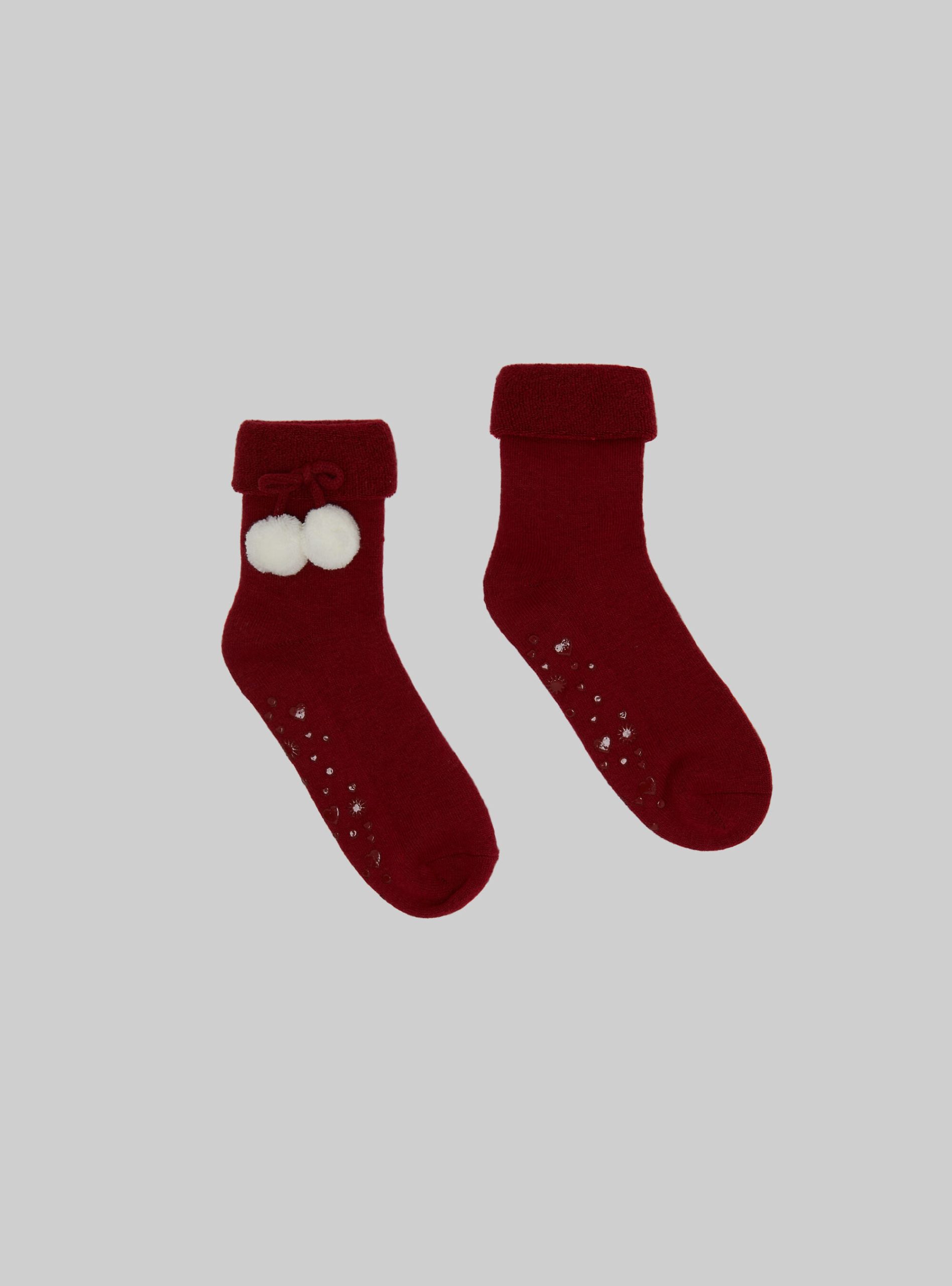 Frauen Alcott Speichern Rd2 Red Medium Slip-On Socks With Pom-Poms Socken – 1