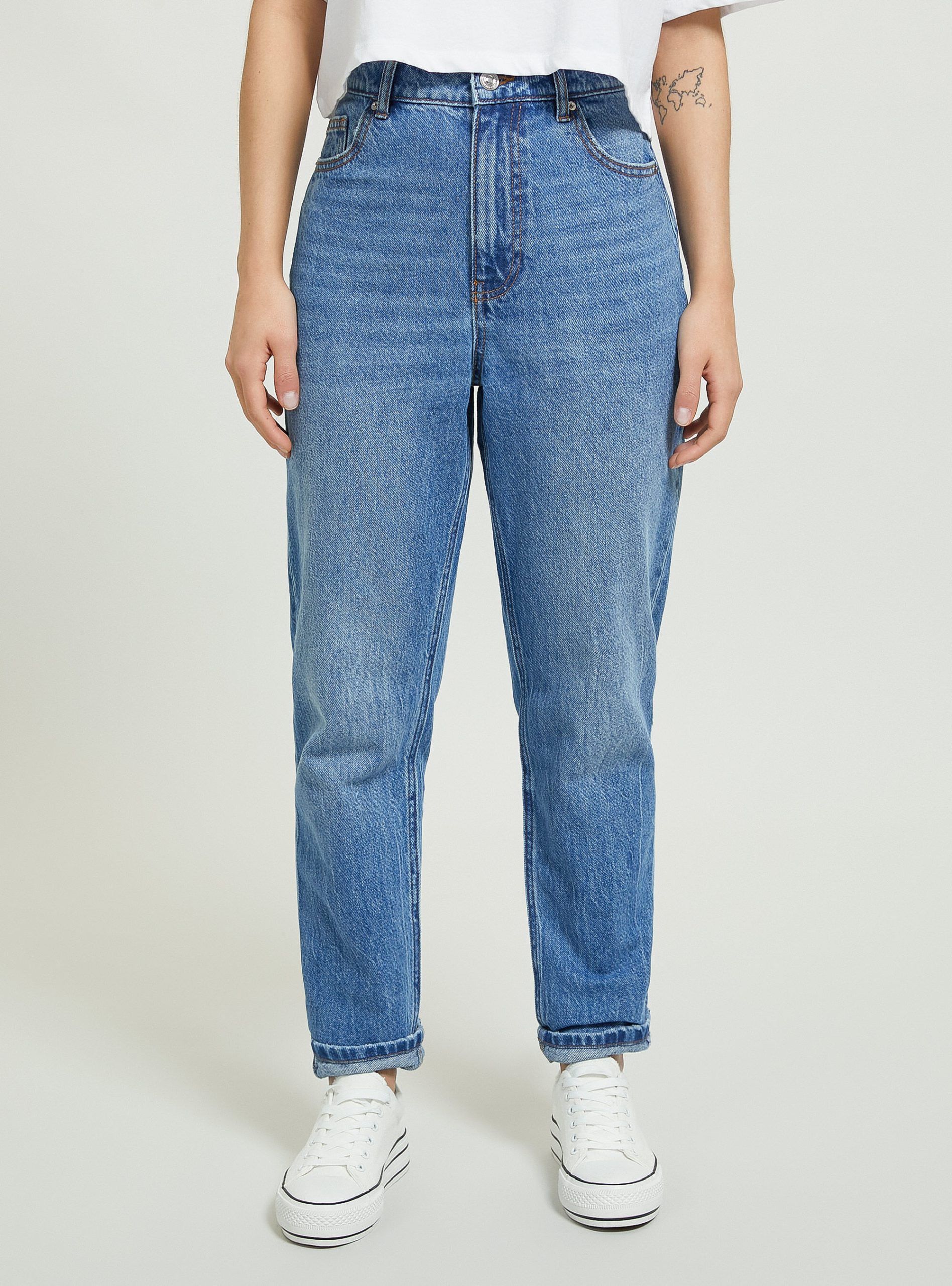 Jeans Alcott Fertigung D003 Medium Blue Frauen Mom Fit Jeans – 1