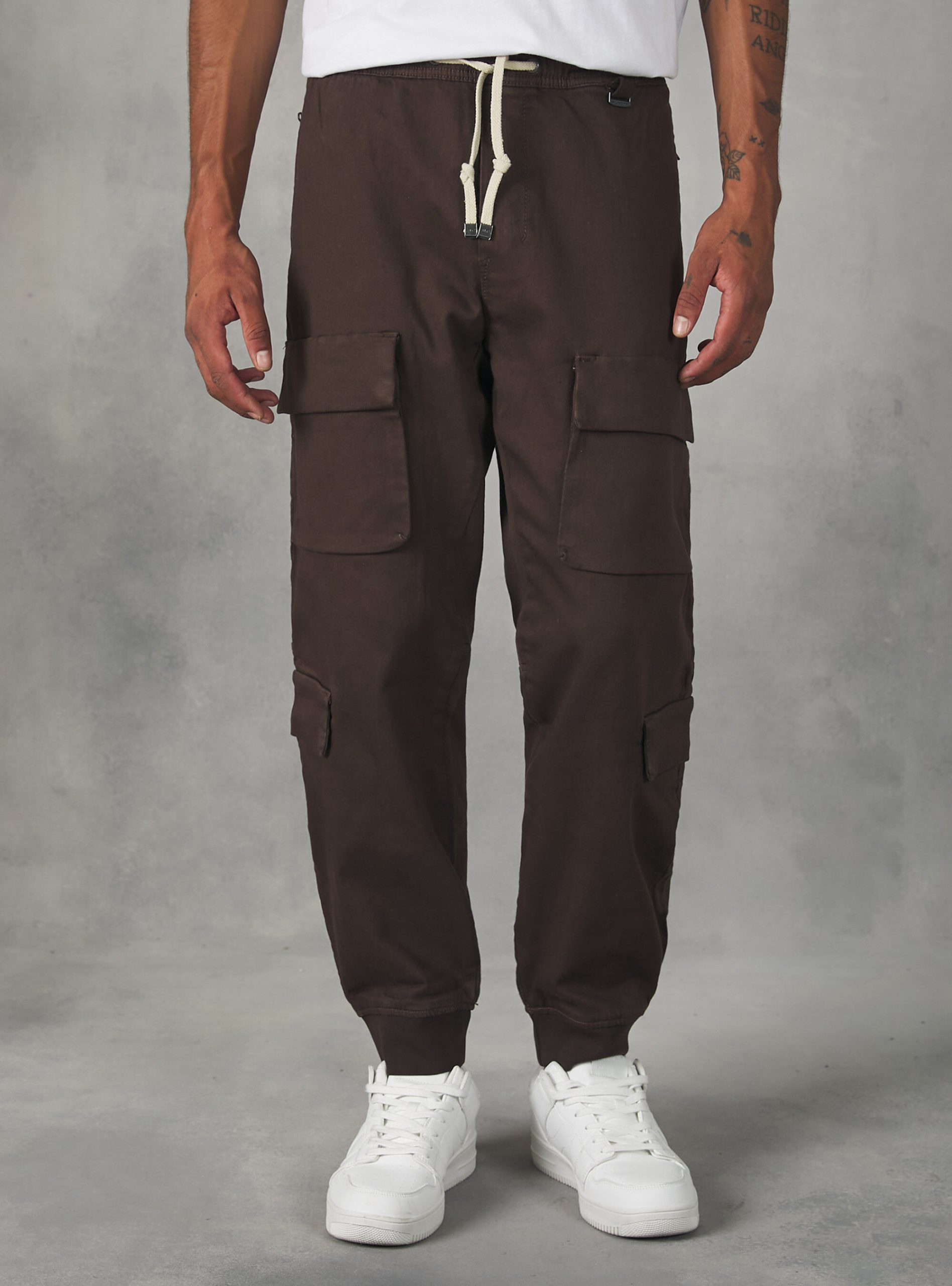 Qualität Hosen Alcott Br1 Brown Dark Männer Jogger Trousers With Large Pockets – 2