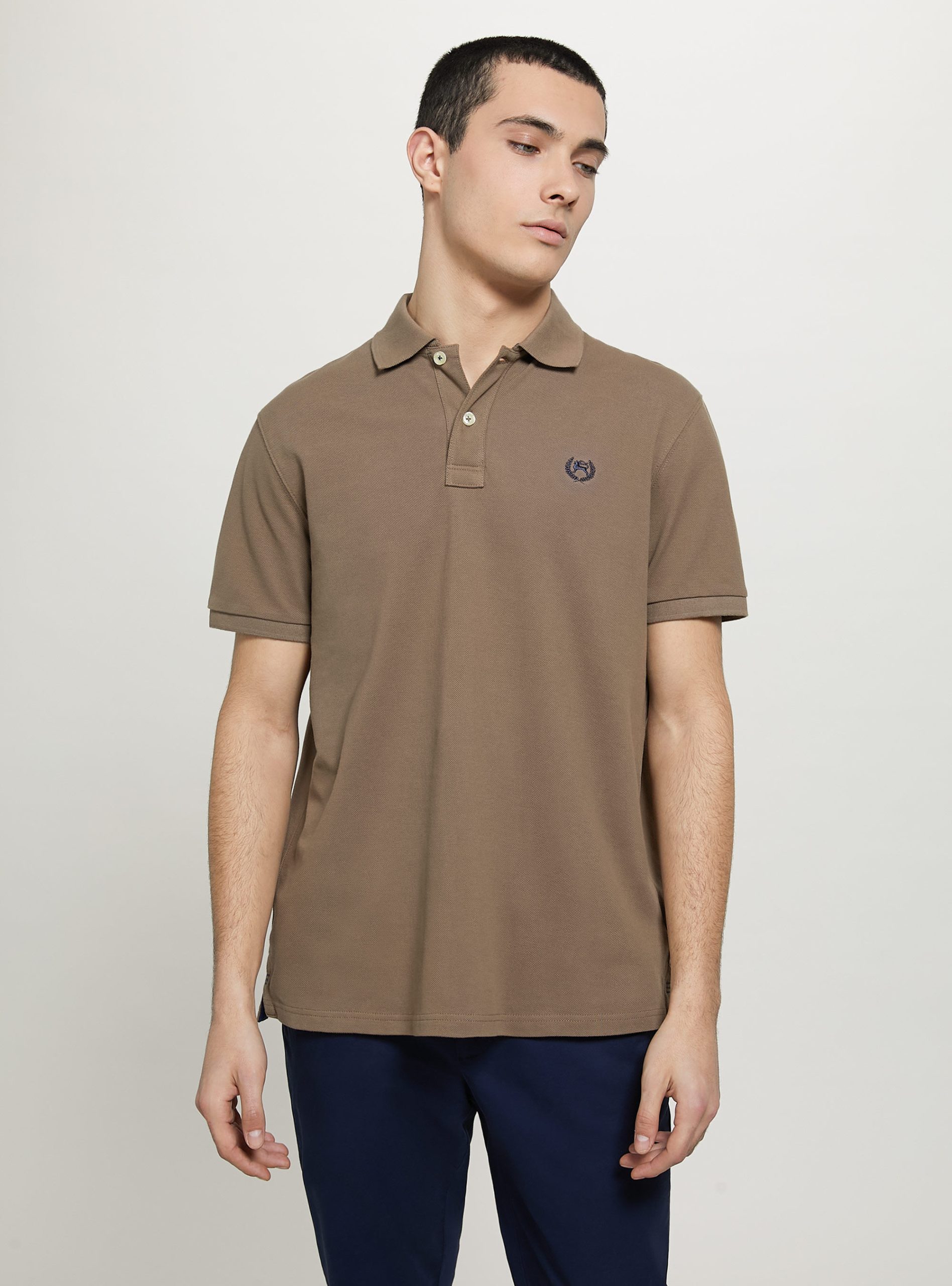 Rabattgutschein Cotton Piqué Polo Shirt With Embroidery Polo Männer Br2 Brown Medium Alcott – 1