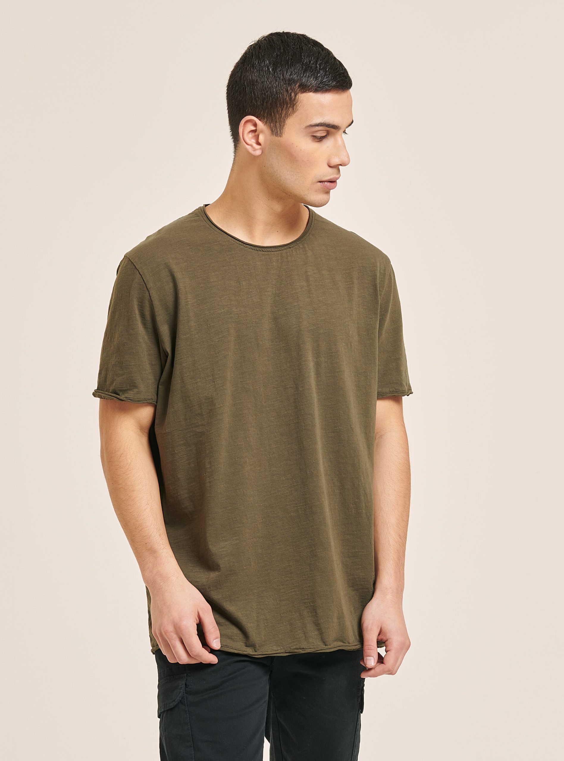 T-Shirts Billig Männer Einfarbiges T-Shirt Aus Baumwolle Alcott C6609 Kaky – 1
